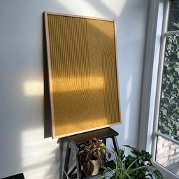 Het EASYfelt Rainbow wandpaneel is gemaakt van PET-vilt en heeft een levendige print geïnspireerd een regenboog. Het paneel combineert akoestische werking met een speels design en brengt kleur en rust samen in elke ruimte.